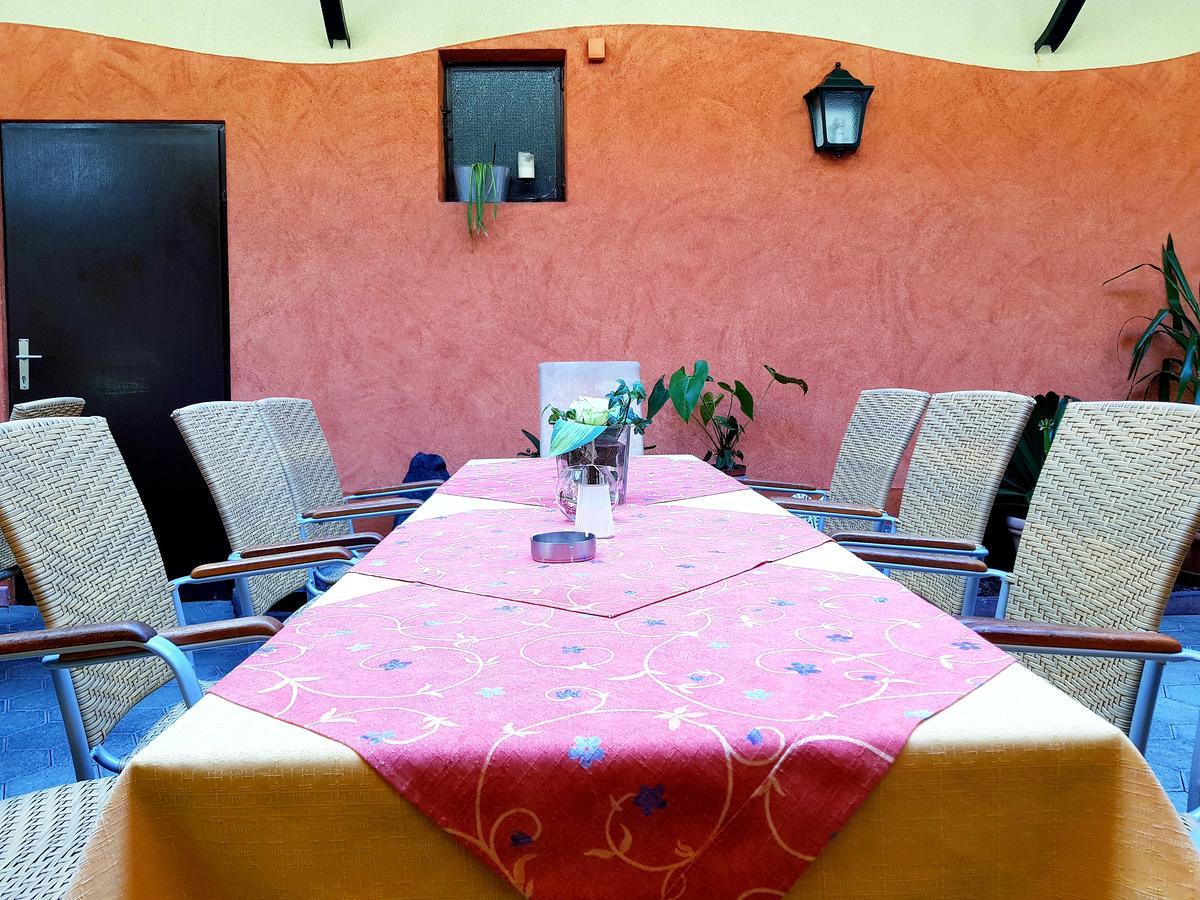 Gasthof Janits Burgau エクステリア 写真
